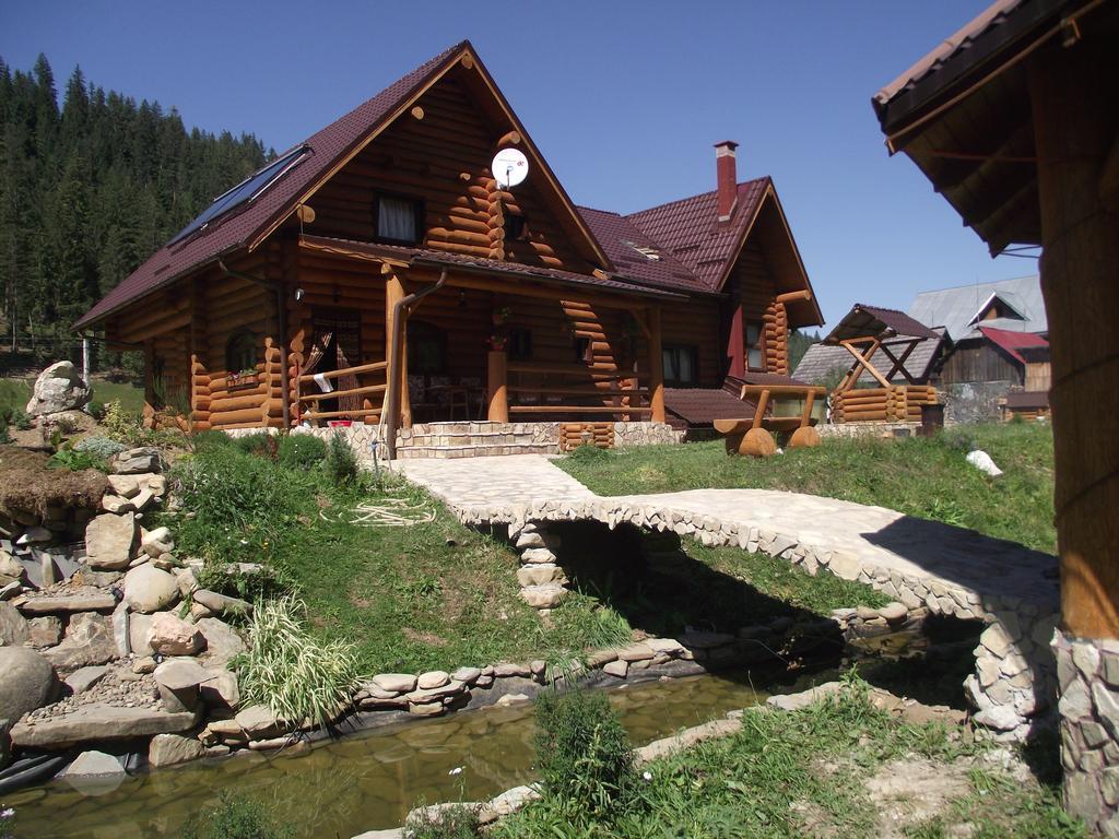 Cabana Piatra Runcului Vatra Moldoviţei 외부 사진