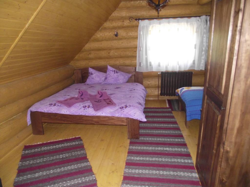 Cabana Piatra Runcului Vatra Moldoviţei 객실 사진