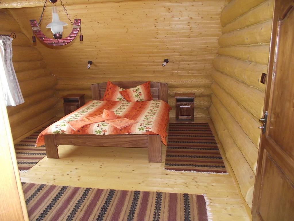 Cabana Piatra Runcului Vatra Moldoviţei 객실 사진