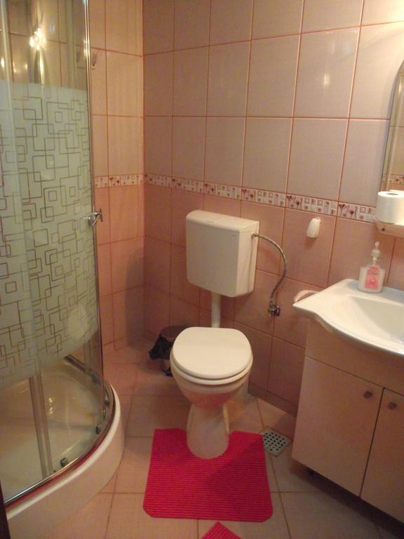 Cabana Piatra Runcului Vatra Moldoviţei 객실 사진